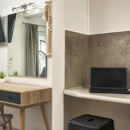 Rania's Deluxe Apartament *