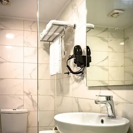 Rania's Deluxe Apartament *