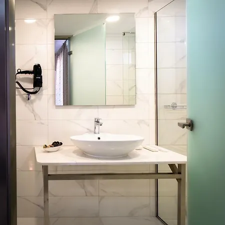 Rania's Deluxe تسيليفي